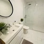 Luxury Spacious Flat Marques De Pombal * Lisboa