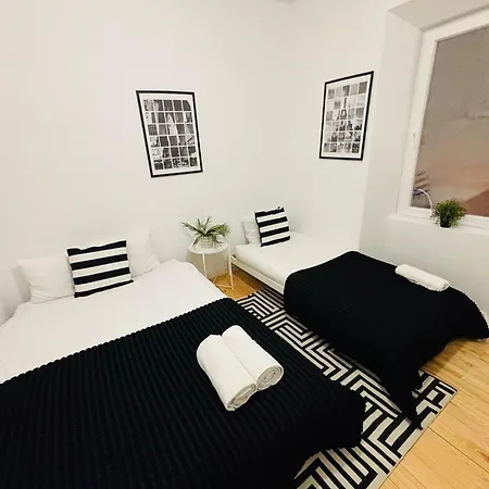 Luxury Spacious Flat Marques De Pombal דירה