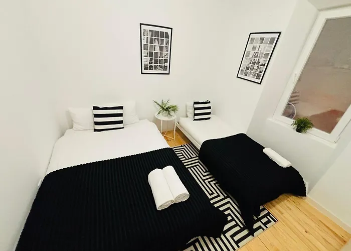 Luxury Spacious Flat Marques De Pombal شقة *