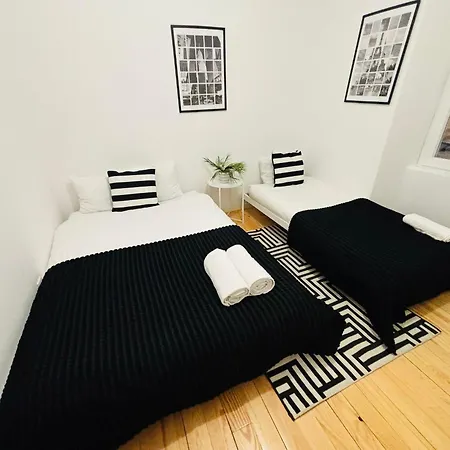 Luxury Spacious Flat Marques De Pombal * Lissabon